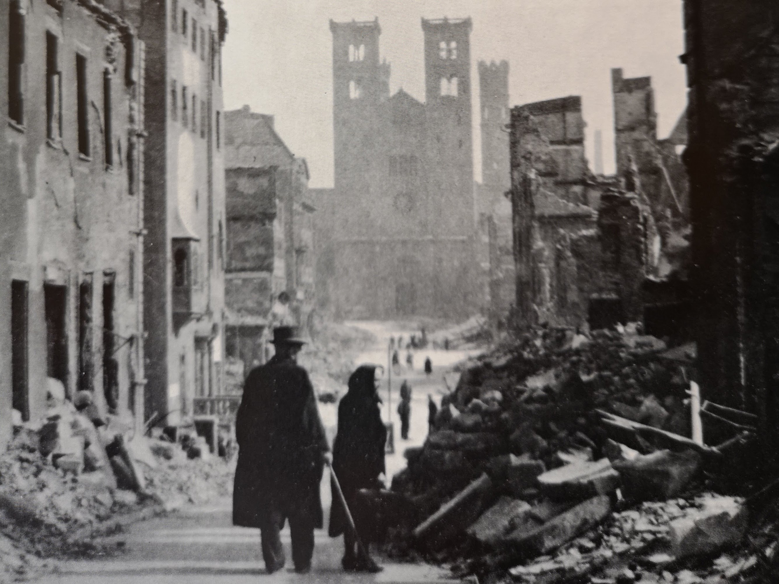 Bunker, Bomben, Flächenbrand